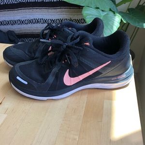 Nike dual fusion shoes